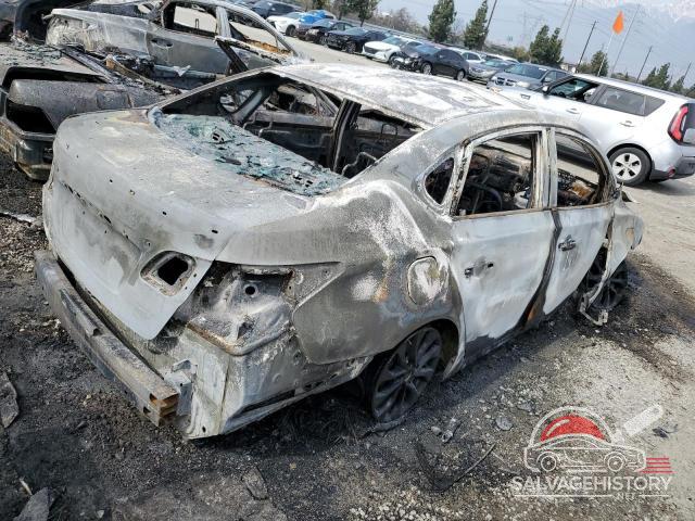 3N1AB7AP9JY308149 2018 NISSAN SENTRA photo no. 3