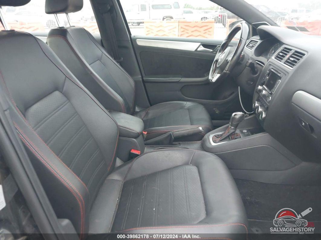 3VW4T7AJ0EM387952 2014 VOLKSWAGEN JETTA photo no. 5