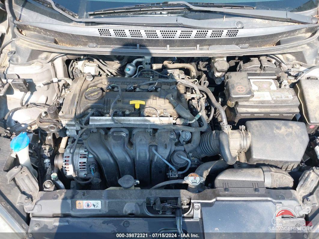 5NPDH4AE9FH588830 2015 HYUNDAI ELANTRA photo no. 10