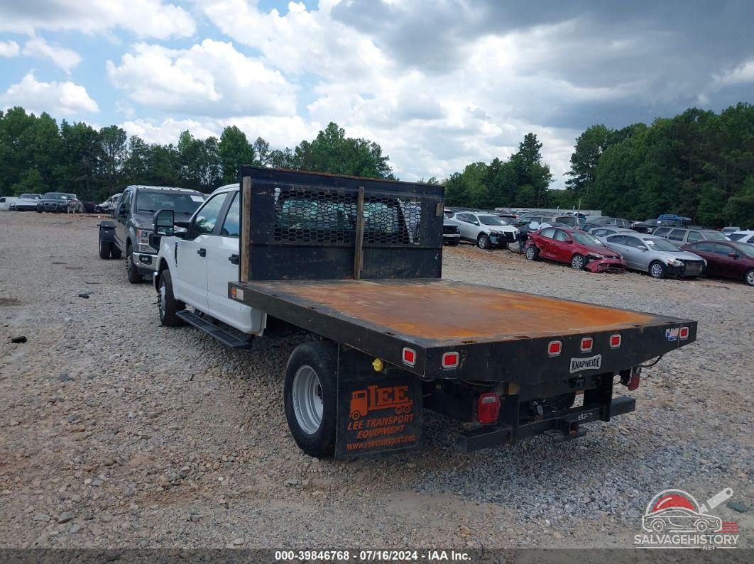 1FD8W3G69KED72418 2019 FORD F350 photo no. 3