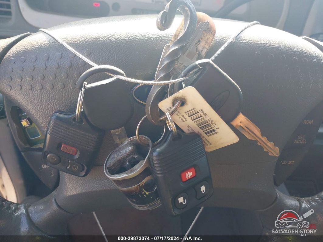 1FMZU77K45UB74533 2005 FORD EXPLORER SPORT TRAC photo no. 11