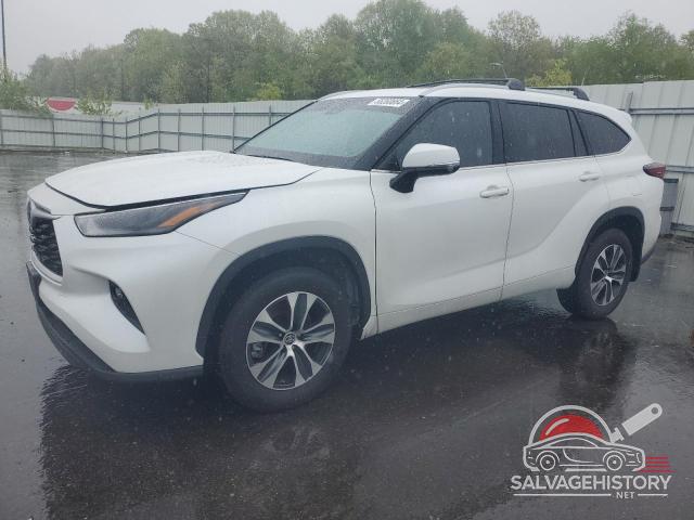 5TDKDRBH8RS543000 2024 TOYOTA HIGHLANDER photo no. 3