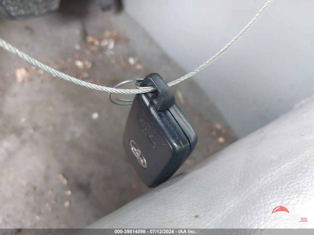 JTEEW44A092037125 2009 TOYOTA HIGHLANDER HYBRID photo no. 11