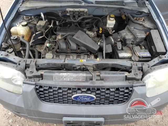 1FMYU93125KA08821 2005 FORD ESCAPE photo no. 12