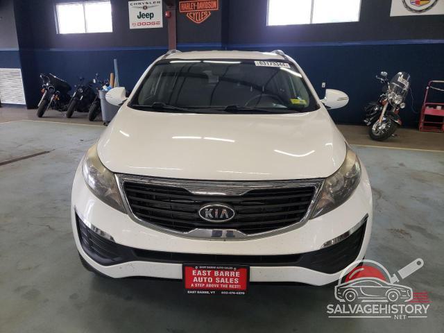 KNDPBCA2XB7102068 2011 KIA SPORTAGE photo no. 5