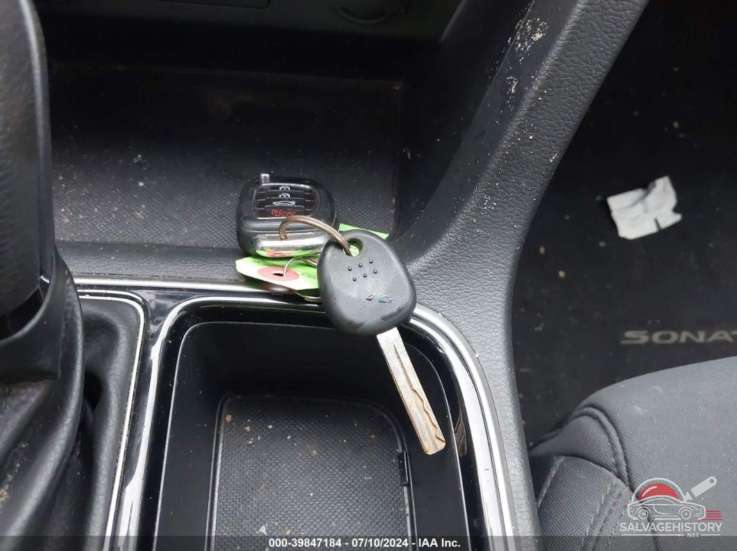 5NPE24AF8KH760998 2019 HYUNDAI SONATA photo no. 11