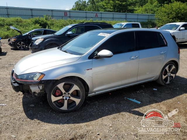 3VW447AU8HM001659 2017 VOLKSWAGEN GTI photo no. 3