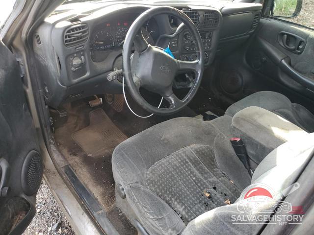 1GCCS19W428205118 2002 CHEVROLET S10 photo no. 8