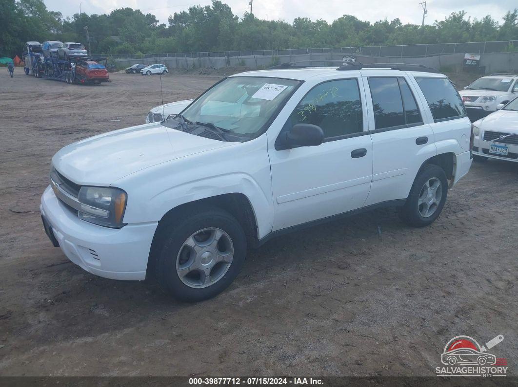 1GNDT13S682121831 2008 CHEVROLET TRAILBLAZER photo no. 2