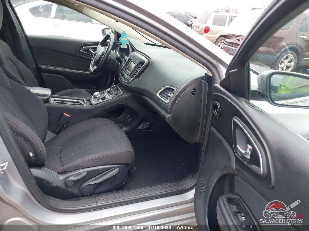 1C3CCCAB8FN587117 2015 CHRYSLER 200 photo no. 5