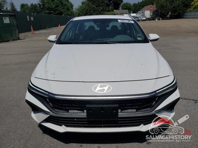 KMHLM4DG6RU780085 2024 HYUNDAI ELANTRA photo no. 5