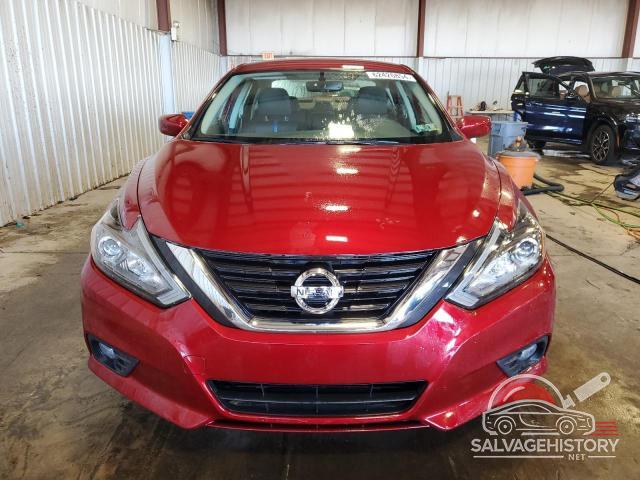 1N4AL3AP0JC262633 2018 NISSAN ALTIMA photo no. 5