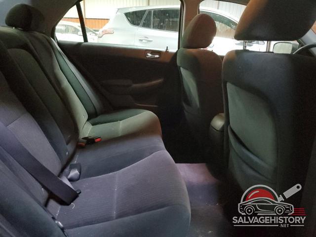 1HGCM56424A804441 2004 HONDA ACCORD photo no. 10