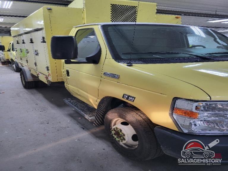 1FDXE4FS2KDC07769 2019 FORD E-450 CUTAWAY photo no. 6