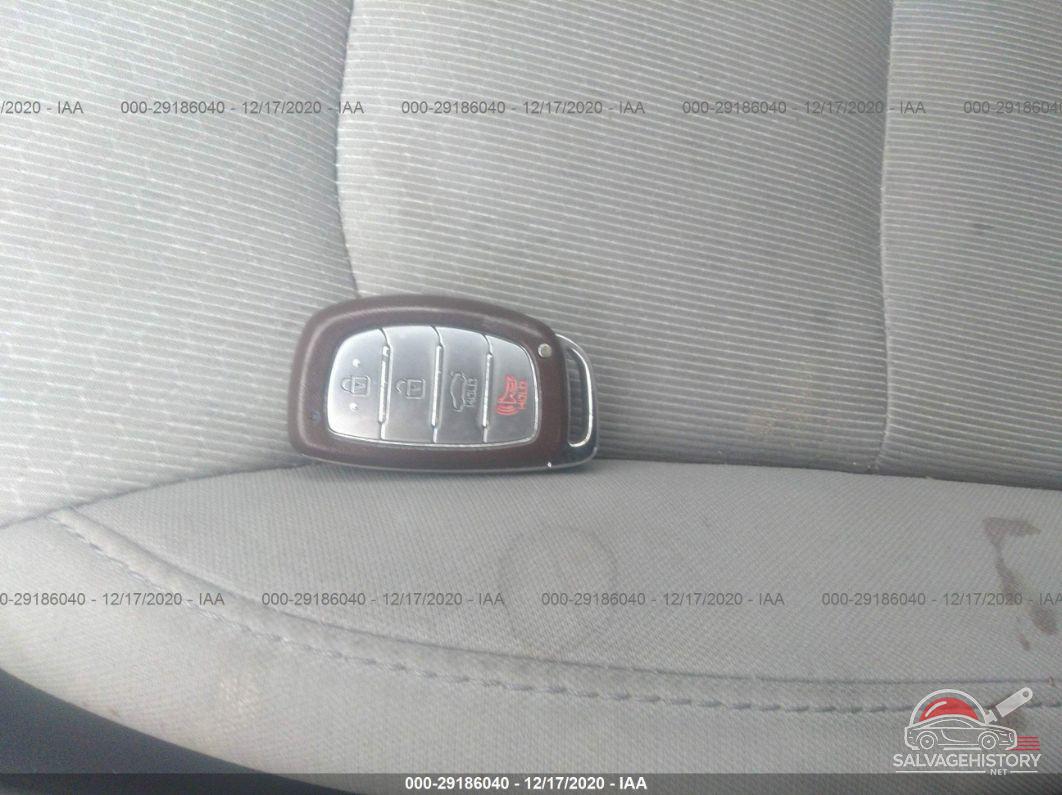 5NPD94LA3HH124880 2017 HYUNDAI ELANTRA photo no. 11