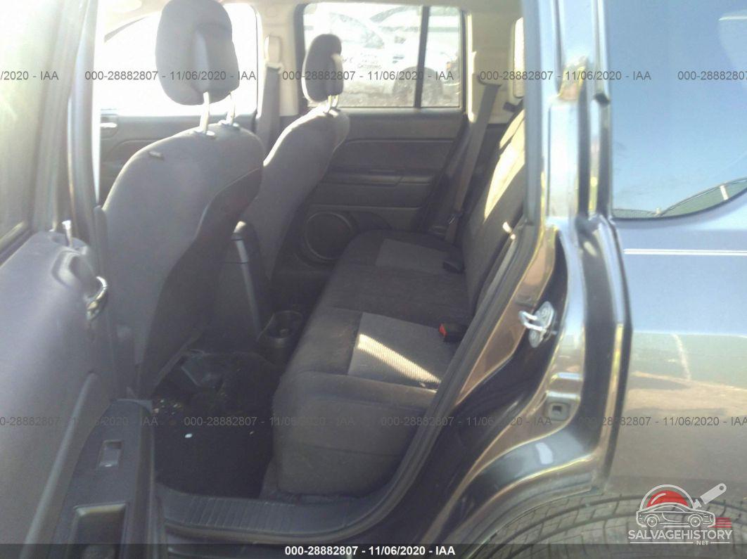 1C4NJDBB7GD637771 2016 JEEP COMPASS photo no. 8