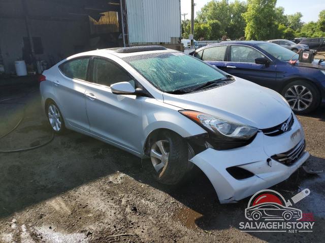 5NPDH4AE6DH387965 2013 HYUNDAI ELANTRA photo no. 4