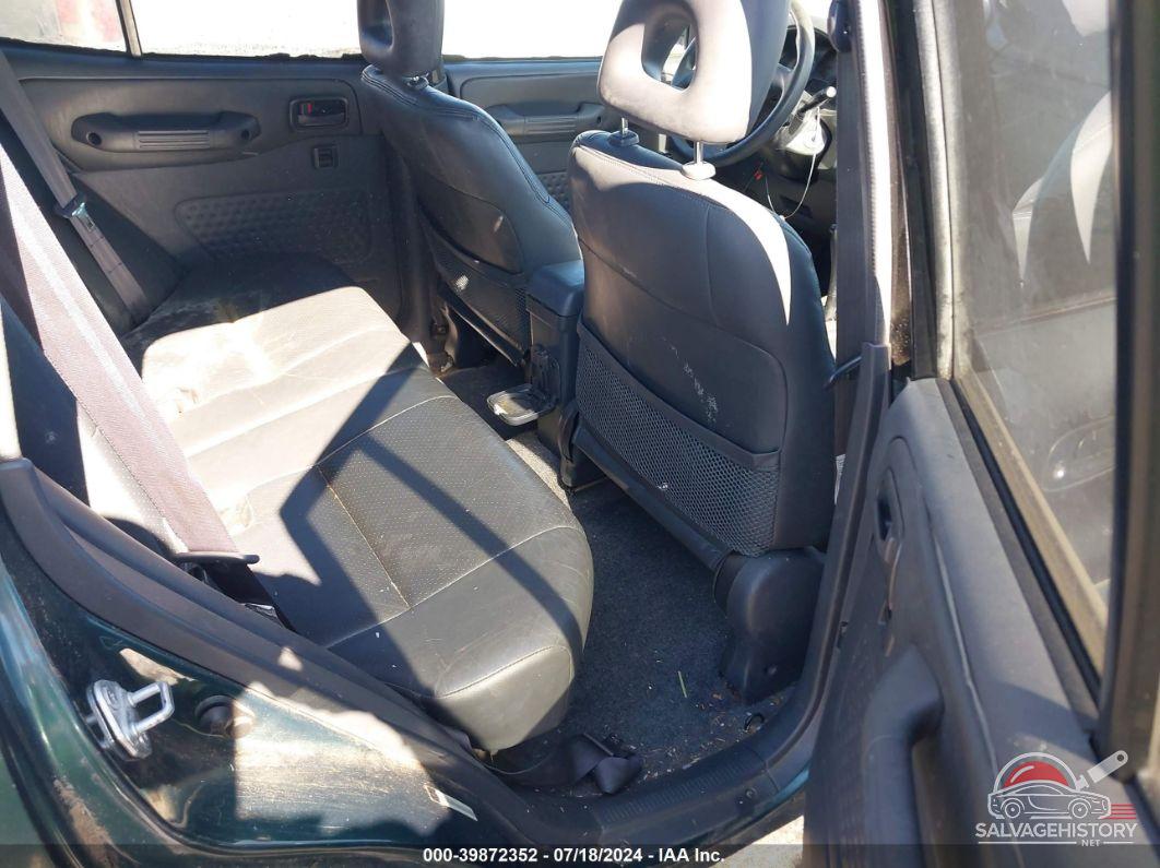 JT3GP10V2Y7066228 2000 TOYOTA RAV4 photo no. 8
