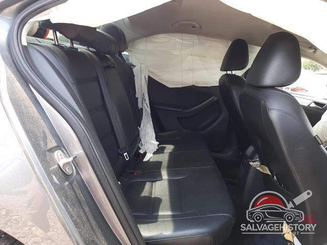 3VWDB7AJ3HM221576 2017 VOLKSWAGEN JETTA photo no. 10