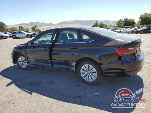 3VWCB7BU2KM172365 2019 VOLKSWAGEN JETTA photo no. 2