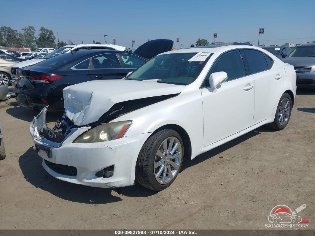 JTHBF5C29A5124384 2010 LEXUS IS 250 photo no. 2