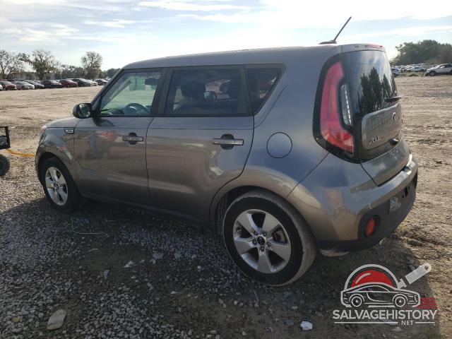 KNDJN2A21H7449790 2017 KIA SOUL photo no. 2