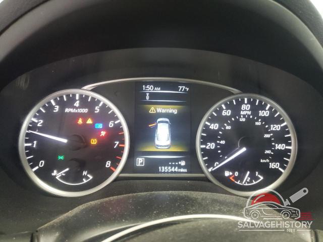 3N1AB7APXJY250469 2018 NISSAN SENTRA photo no. 9