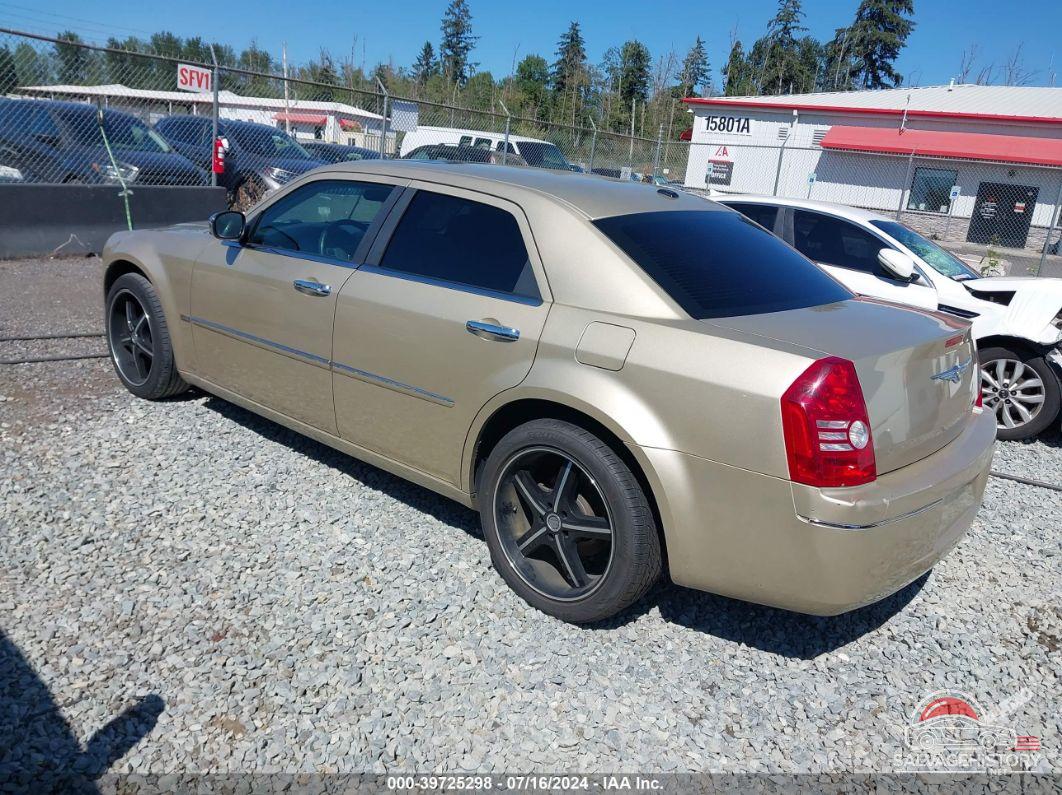 2C3CA5CV5AH147379 2010 CHRYSLER 300 photo no. 3