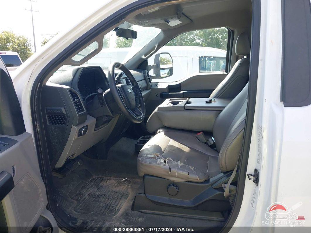 1FDUF5GT3KED70342 2019 FORD F-550 CHASSIS photo no. 6