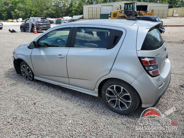 1G1JD6SH2J4130458 2018 CHEVROLET SONIC photo no. 2