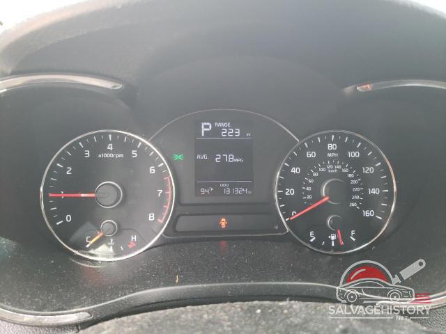 3KPFK4A73HE069209 2017 KIA FORTE photo no. 9