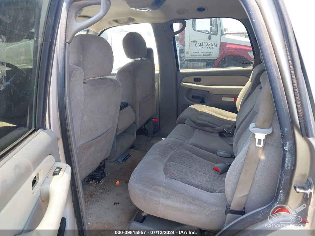 1GNEK13T1YJ175060 2000 CHEVROLET TAHOE photo no. 8