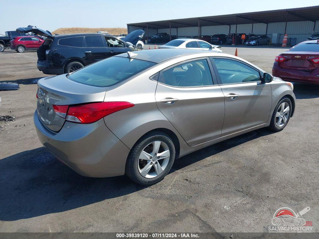 5NPDH4AE2DH440502 2013 HYUNDAI ELANTRA photo no. 4