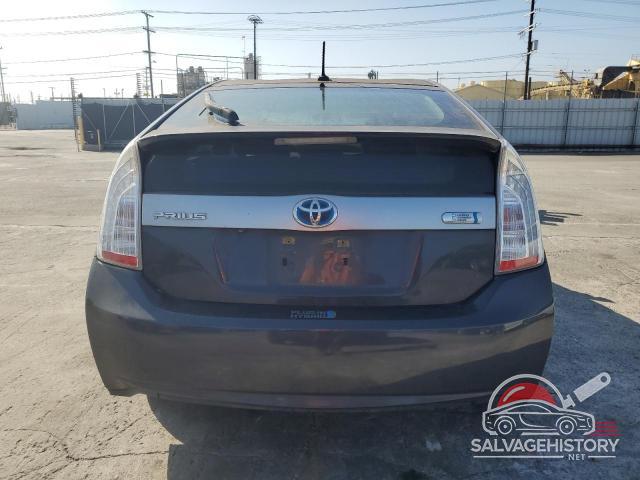 JTDKN3DP7E3052539 2014 TOYOTA PRIUS photo no. 6