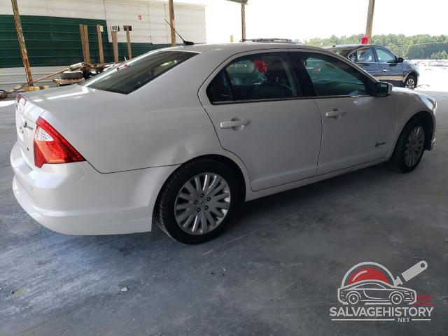 3FADP0L37AR110117 2010 FORD FUSION photo no. 3