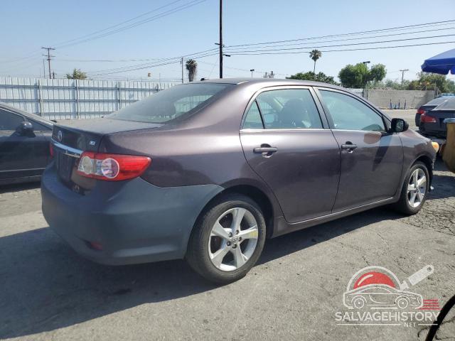 2T1BU4EEXDC067337 2013 TOYOTA COROLLA photo no. 3