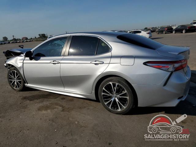 4T1B11HK6JU602019 2018 TOYOTA CAMRY photo no. 2