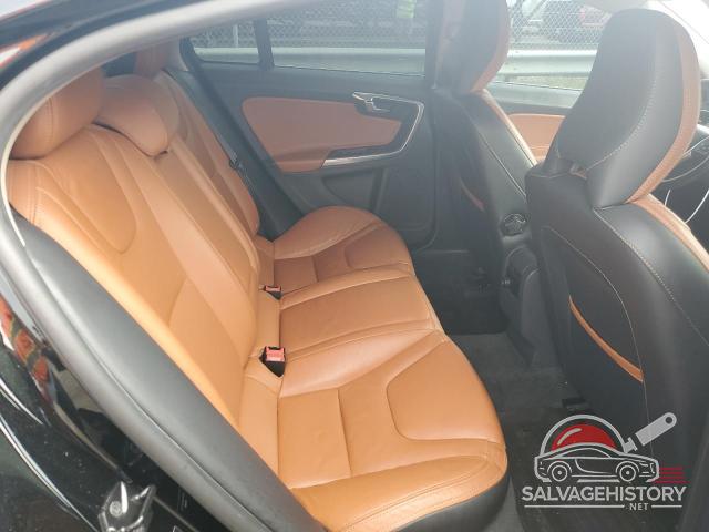 YV1612FH2D1207211 2013 VOLVO S60 photo no. 10