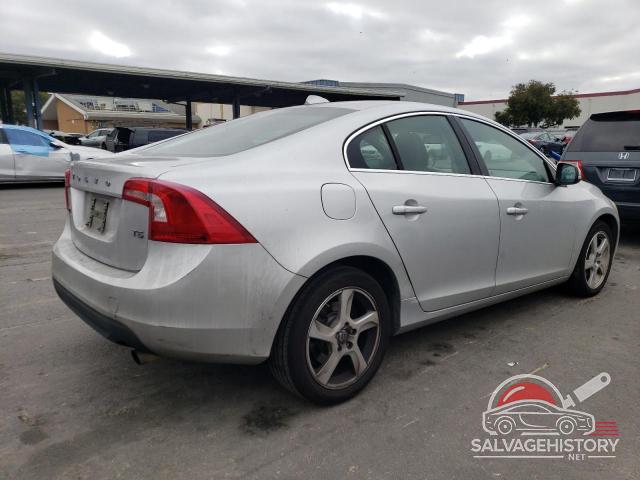 YV1622FS1C2034590 2012 VOLVO S60 photo no. 3
