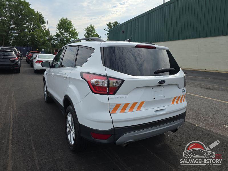 1FMCU9GD6JUA75869 2018 FORD ESCAPE photo no. 10