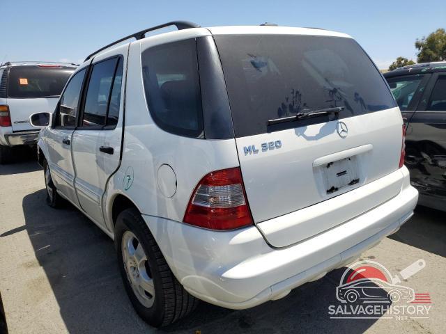 4JGAB54E22A363149 2002 MERCEDES-BENZ M-CLASS photo no. 2