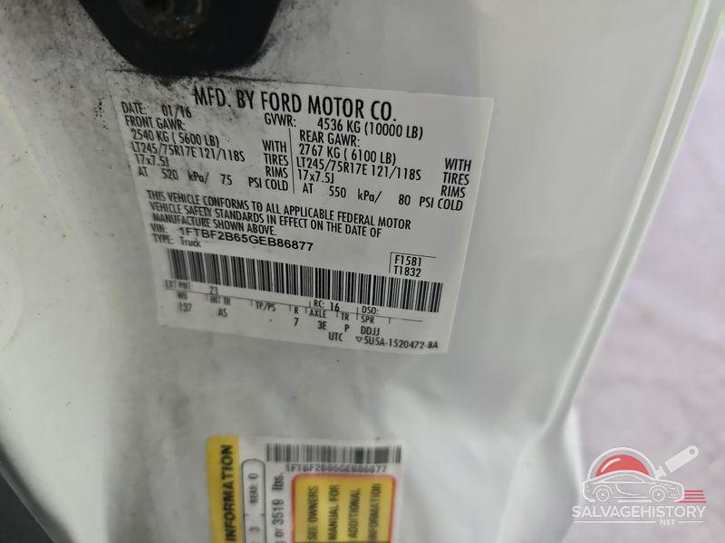 1FTBF2B65GEB86877 2016 FORD F-250 photo no. 3