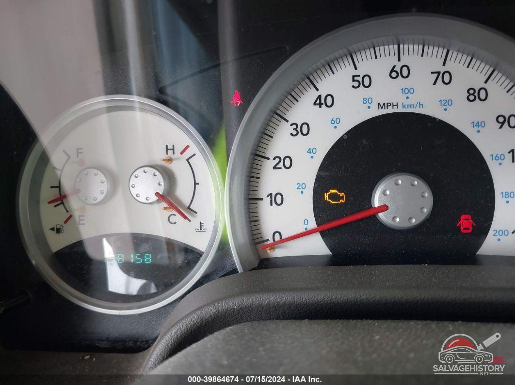 1D4HD58D14F208020 2004 DODGE DURANGO photo no. 7