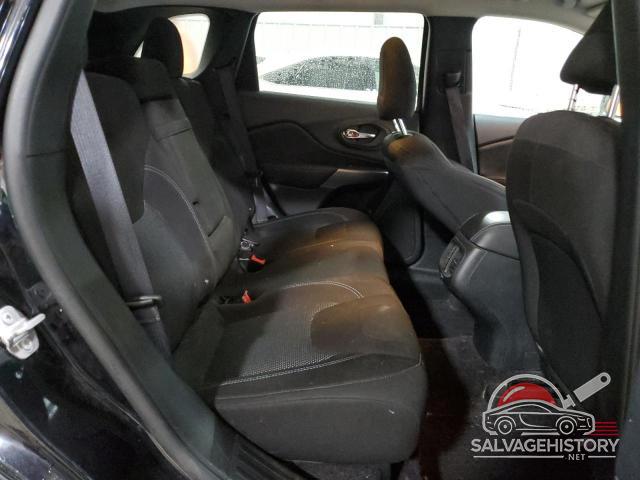 1C4PJMCB4KD125482 2019 JEEP GRAND CHER photo no. 10