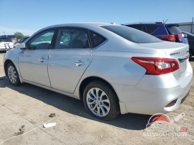 3N1AB7AP7JY320252 2018 NISSAN SENTRA photo no. 2