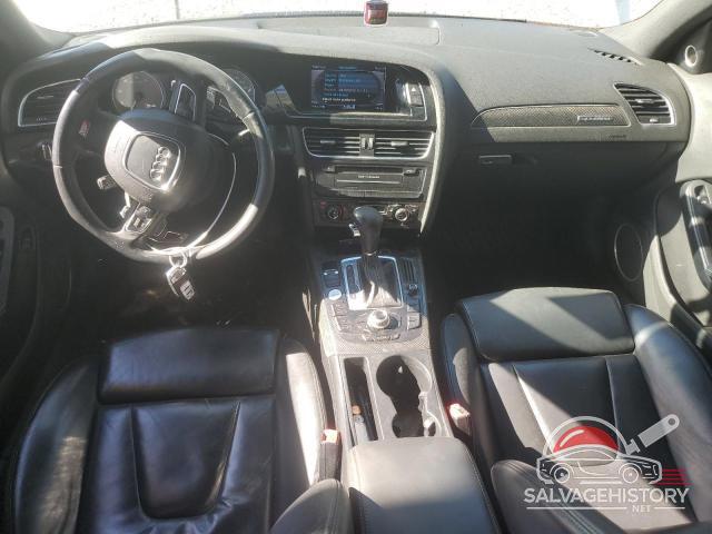 WAUKGAFL5CA094545 2012 AUDI S4/RS4 photo no. 8