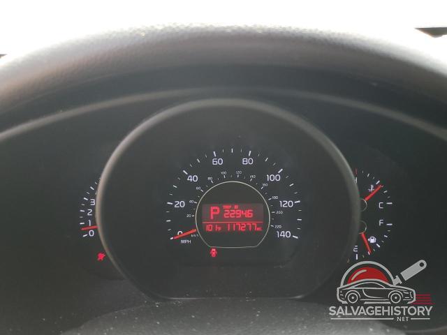 KNDJP3A56E7039296 2014 KIA SOUL photo no. 8