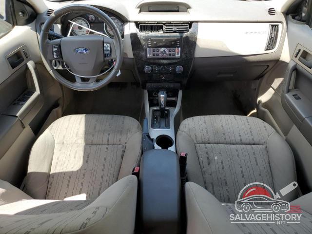 1FAHP3FN8BW110092 2011 FORD FOCUS photo no. 8