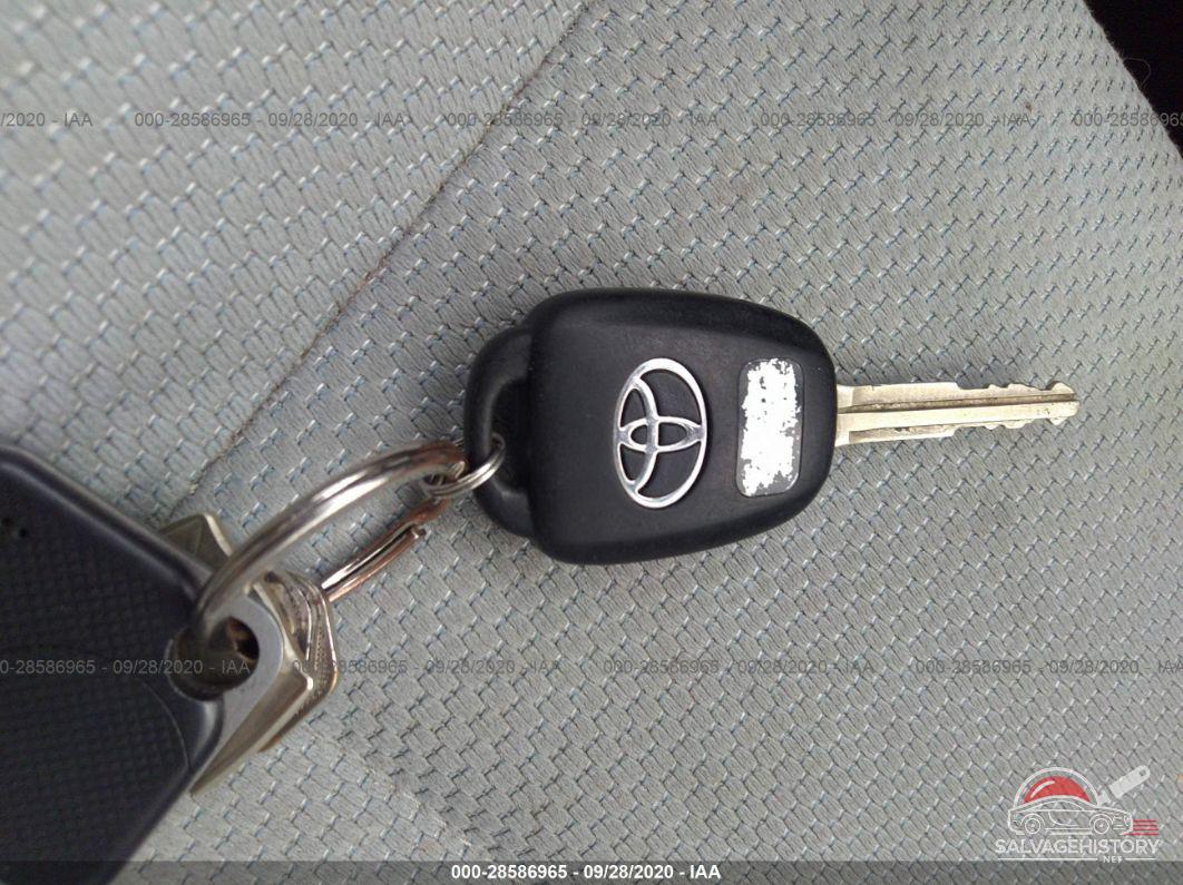 JTDKDTB32D1531612 2013 TOYOTA PRIUS C photo no. 11