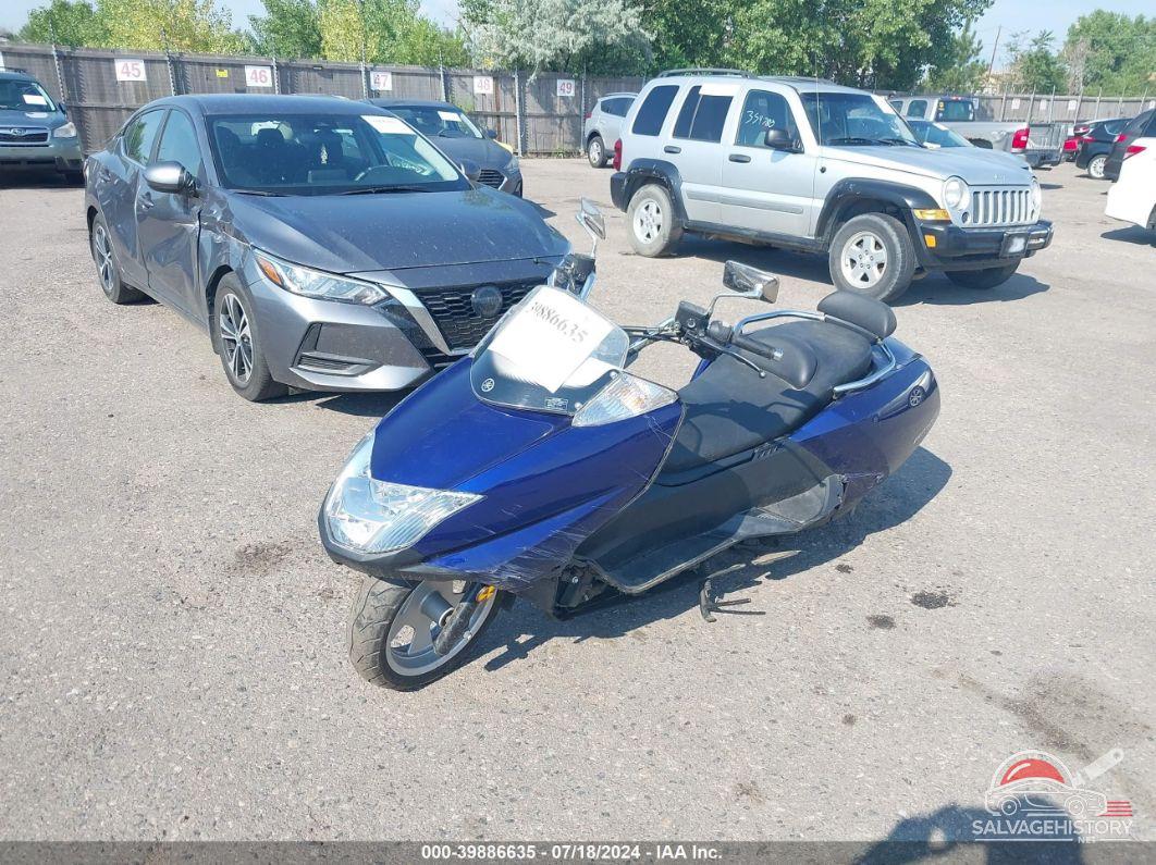 JYASG18Y56A001115 2006 YAMAHA CP250 photo no. 2